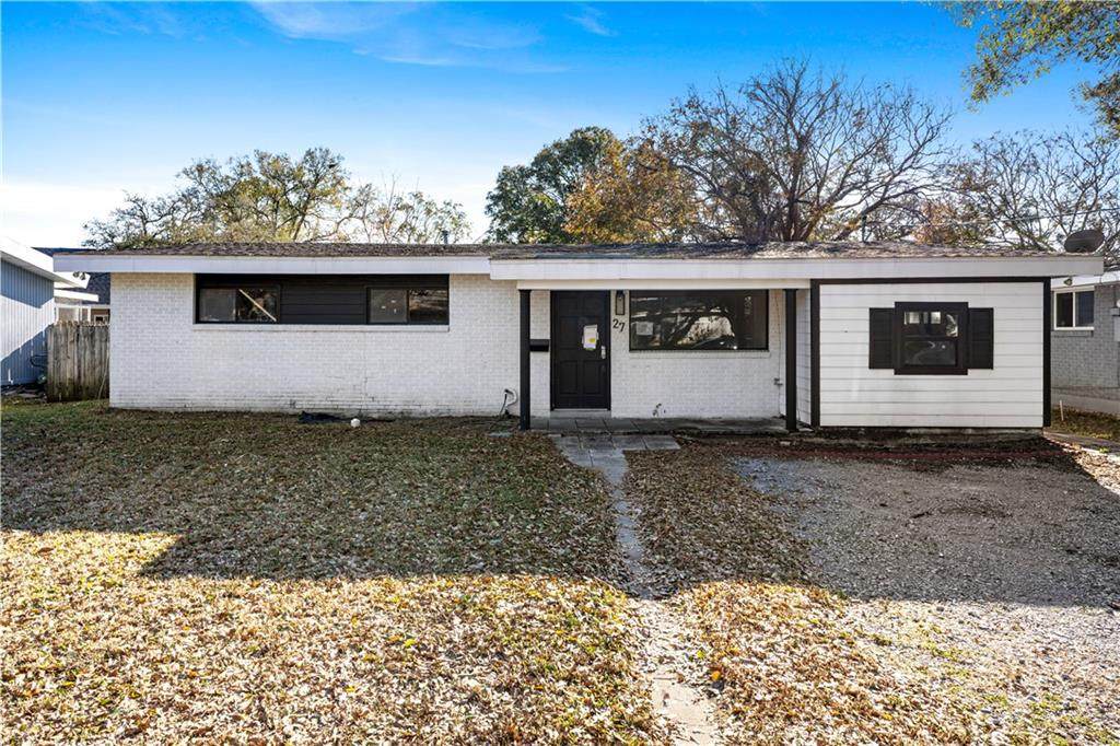 27 Canberra Court - Photo 1