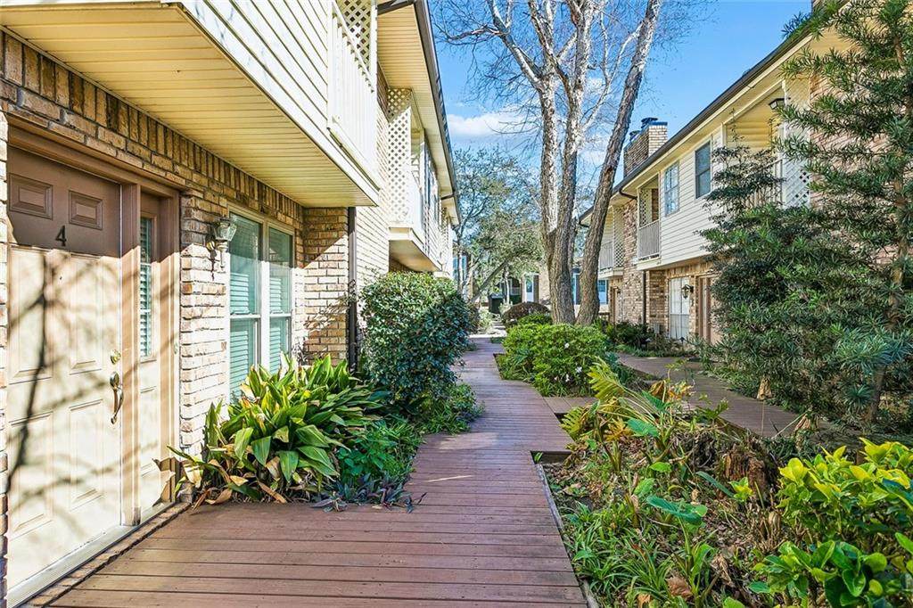 1012 Saint Julien Drive - Photo 1