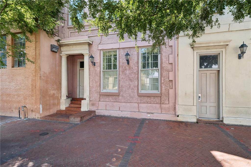 https://bt-photos.global.ssl.fastly.net/neworleans/orig_boomver_2_2547480-2.jpg