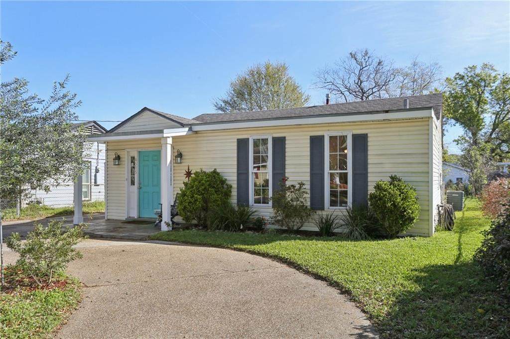 4515 Montegut Drive - Photo 1