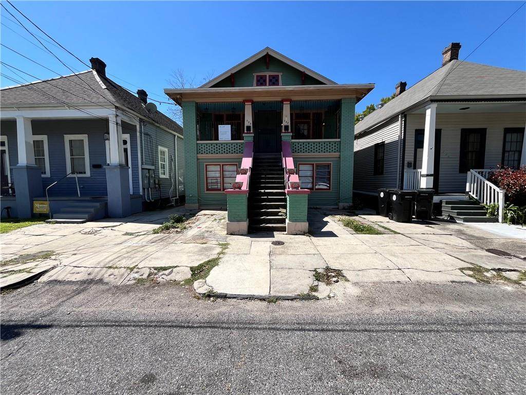 729 Elmira Avenue - Photo 1