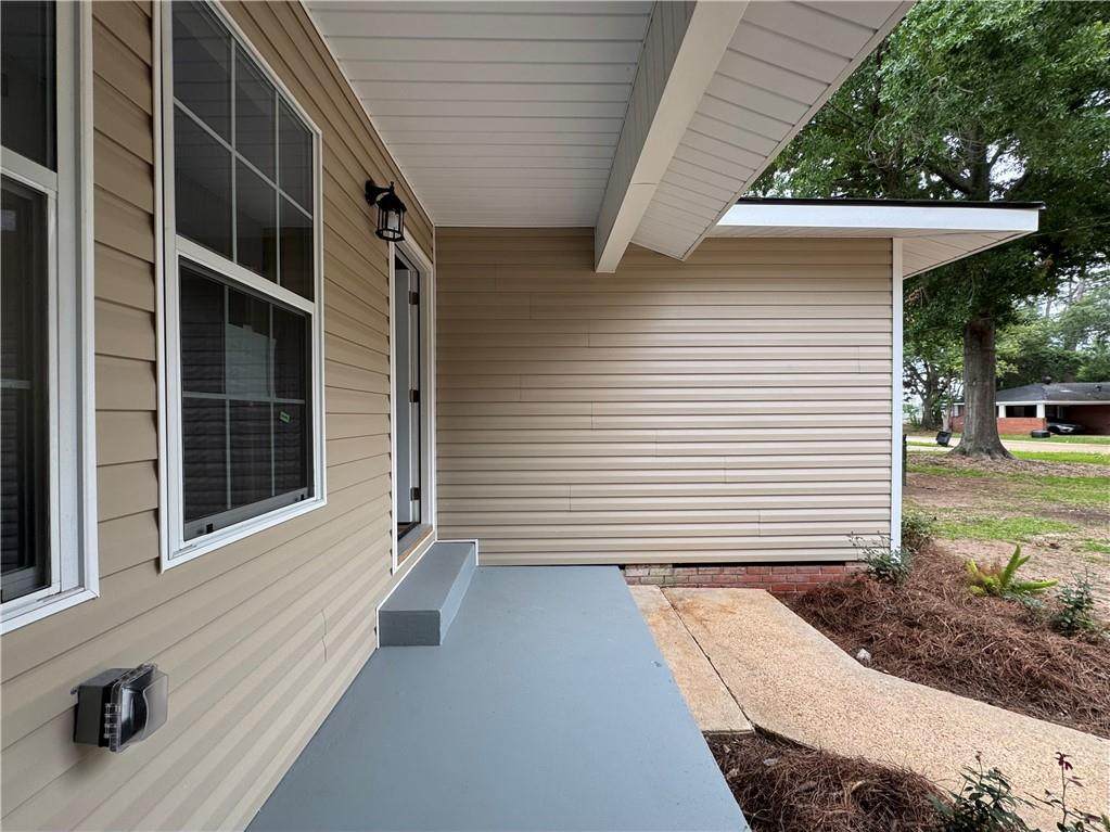 https://bt-photos.global.ssl.fastly.net/neworleans/orig_boomver_1_2550686-2.jpg