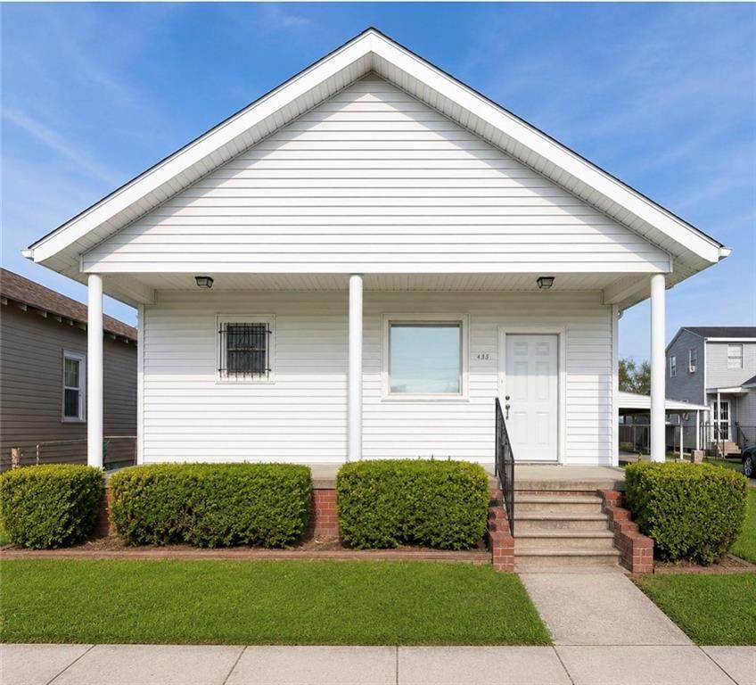 433 Avenue A - Photo 1