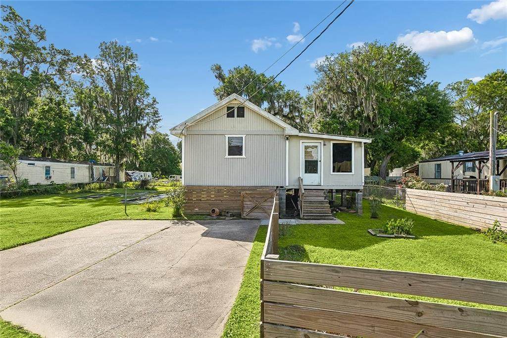 541 Matthew Street - Photo 1