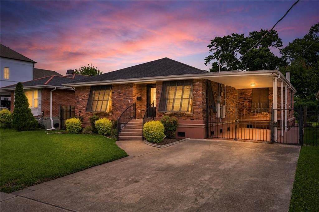 1309 Aztec Avenue - Photo 1