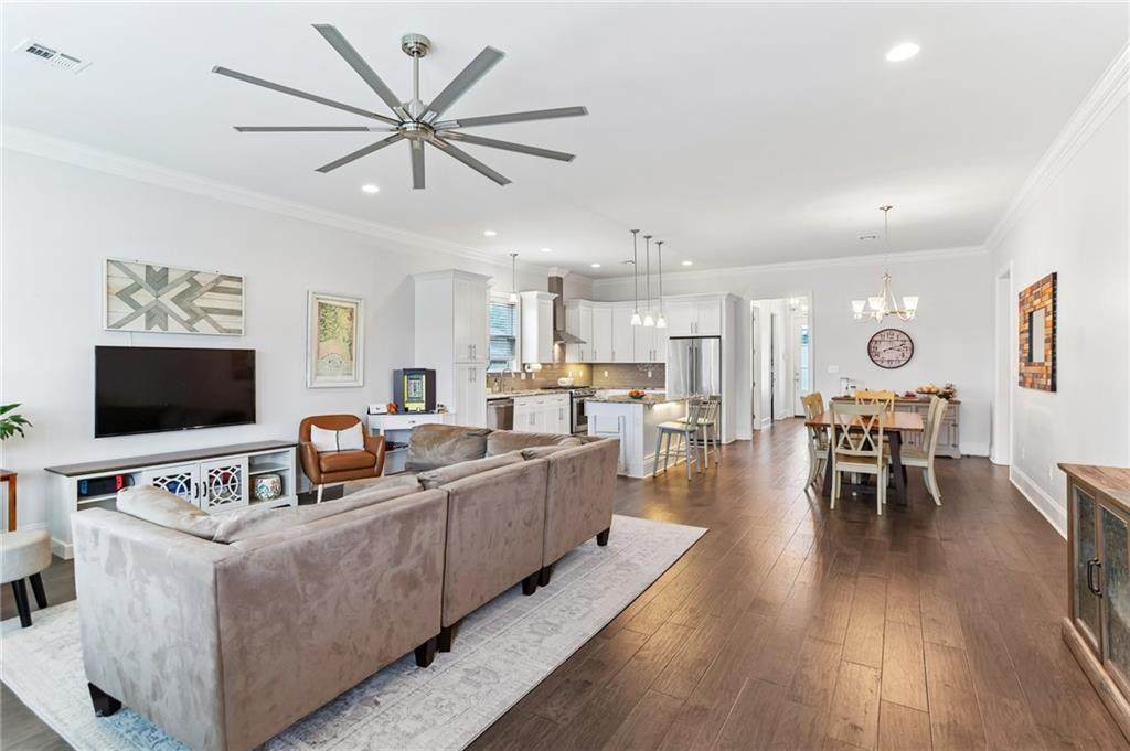 5216 Paris Avenue - Photo 1