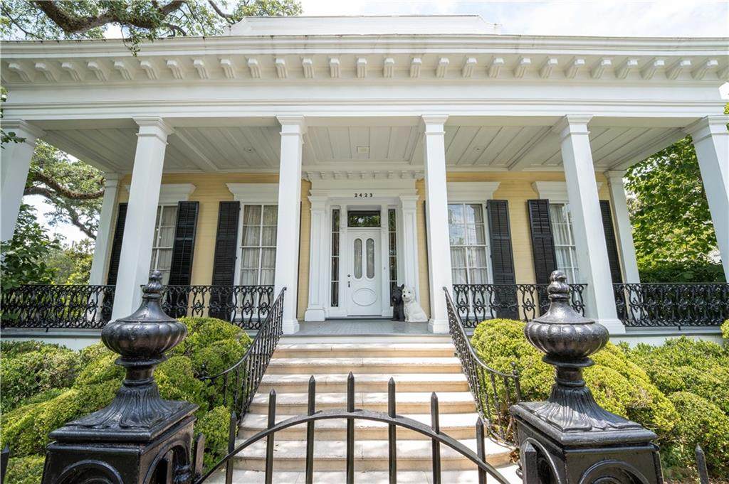 2423 Prytania Street - Photo 1