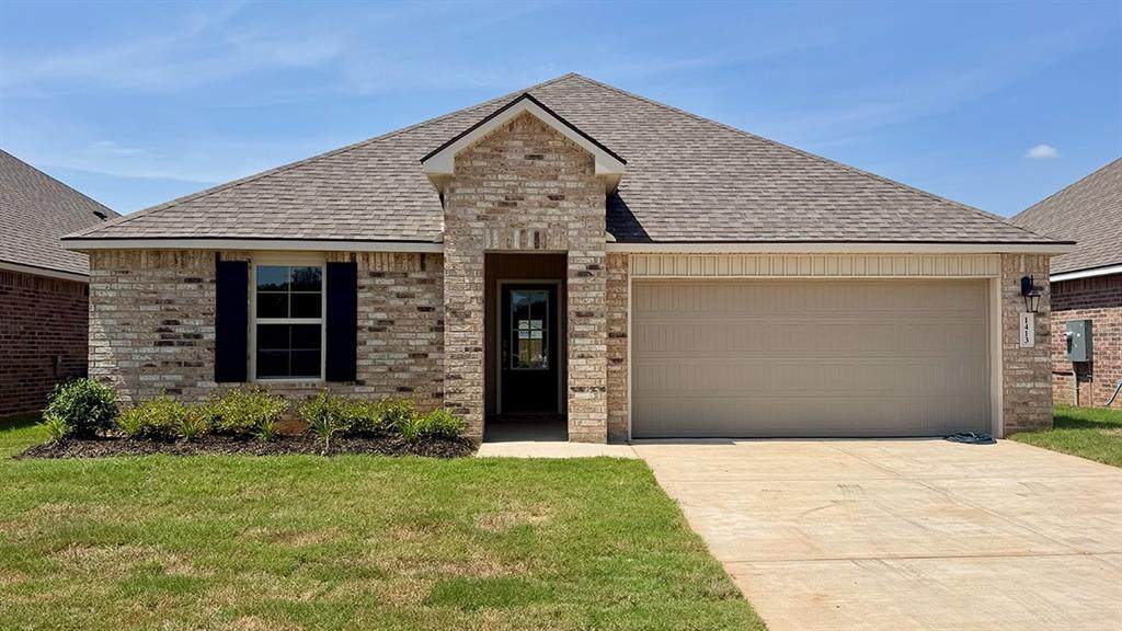 1413 Parkview Drive - Photo 1