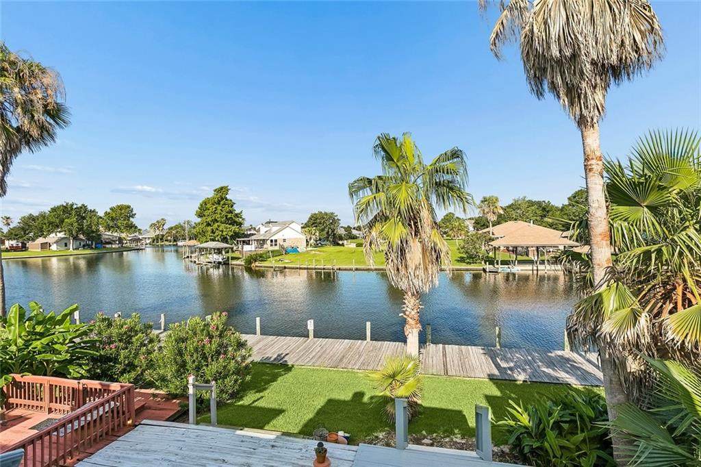192 Marina Drive - Photo 1