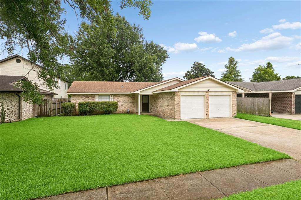 1728 Greenwood Drive - Photo 1
