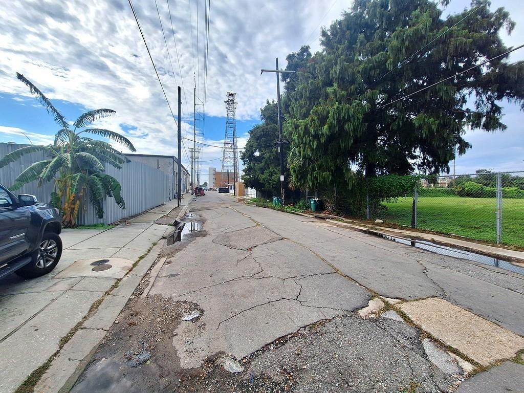 https://bt-photos.global.ssl.fastly.net/neworleans/orig_boomver_2_2565121-2.jpg