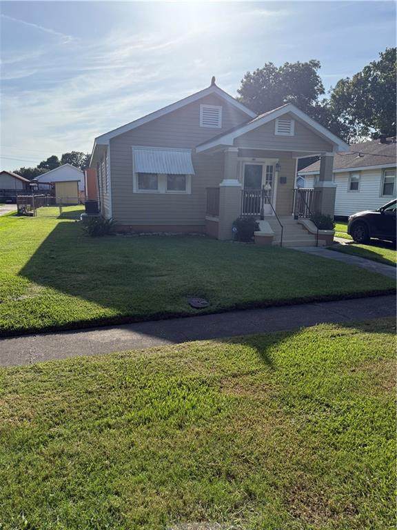 524 Brown Avenue - Photo 1