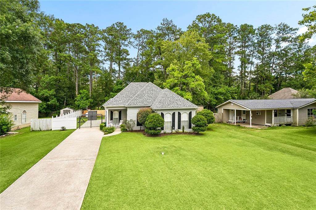 225 Highland Drive - Photo 1