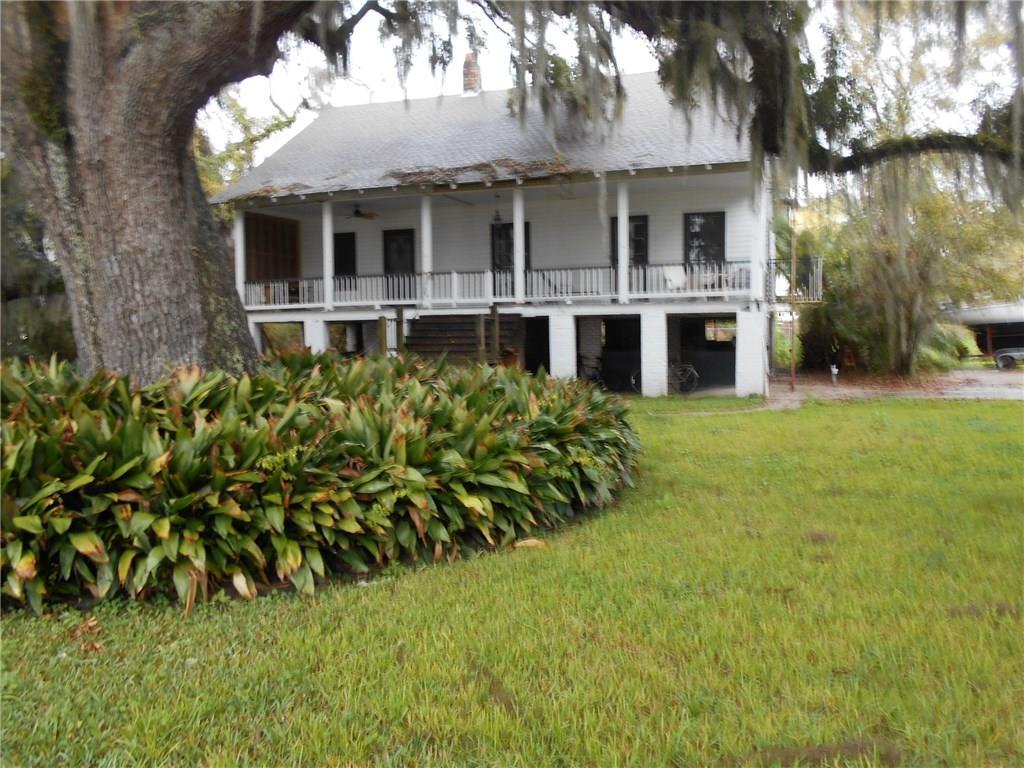 1911 Lakeshore Drive - Photo 1