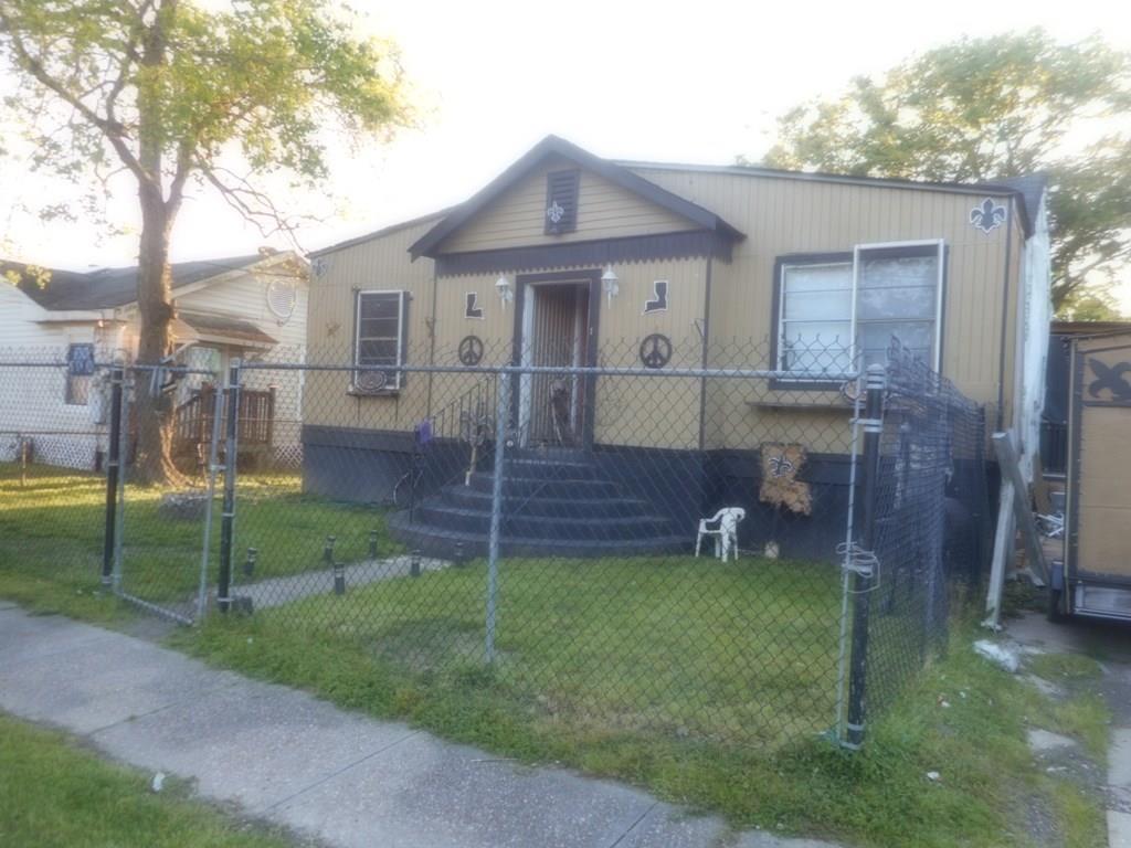 1529 Tita Street - Photo 1