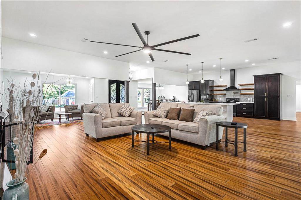 2401 Rue St. Martin Drive - Photo 1