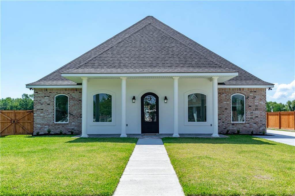 3109 Rue Marcelle Drive - Photo 1