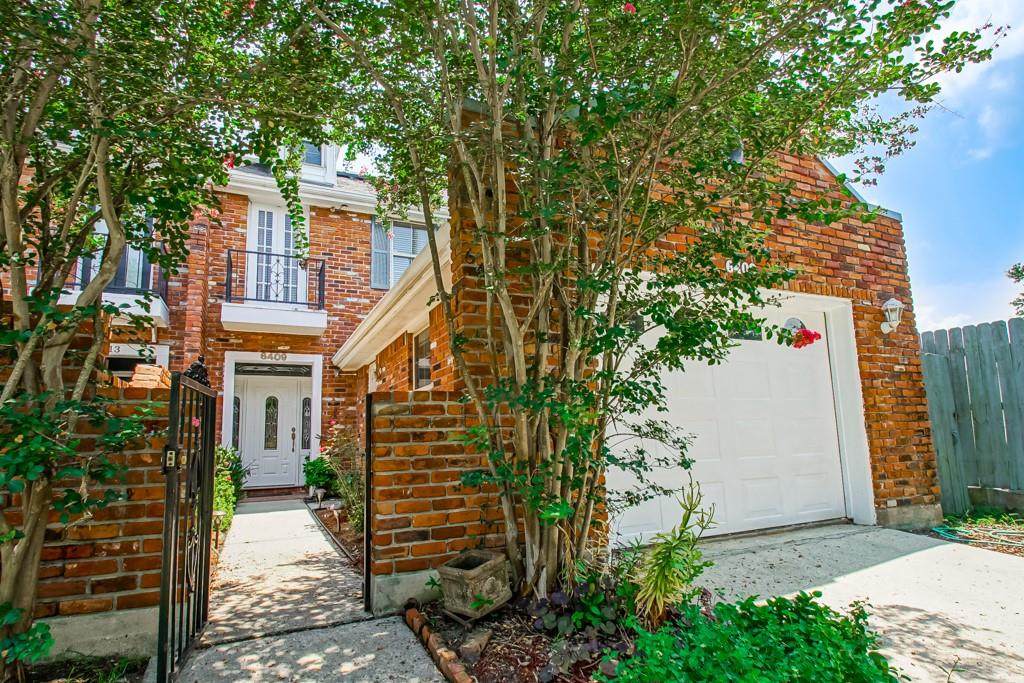 6409 St Roch Avenue - Photo 1