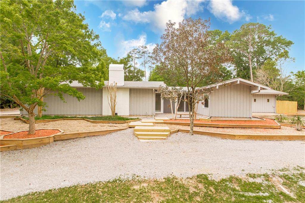 1737 Gaylord Drive - Photo 1