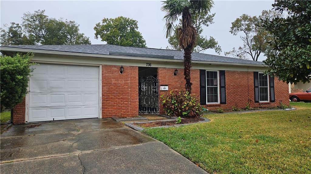 736 Fairlawn Drive - Photo 1