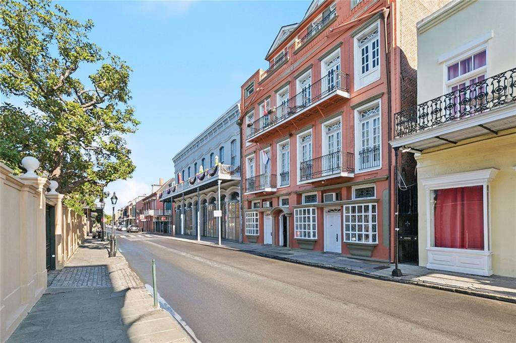 627 Ursulines Street - Photo 1