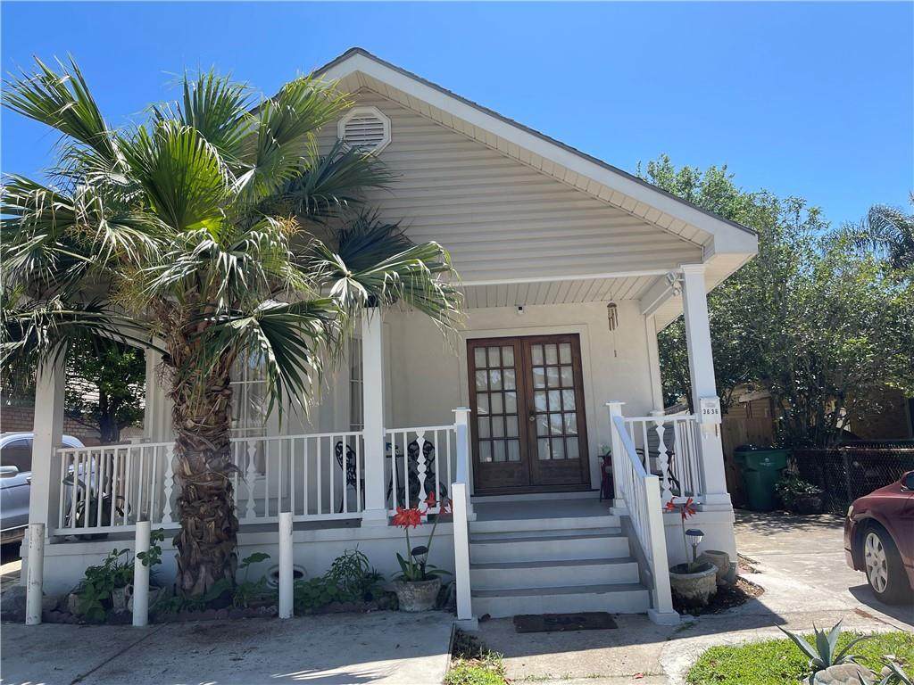 3636 1/2 Derbigny Street - Photo 1