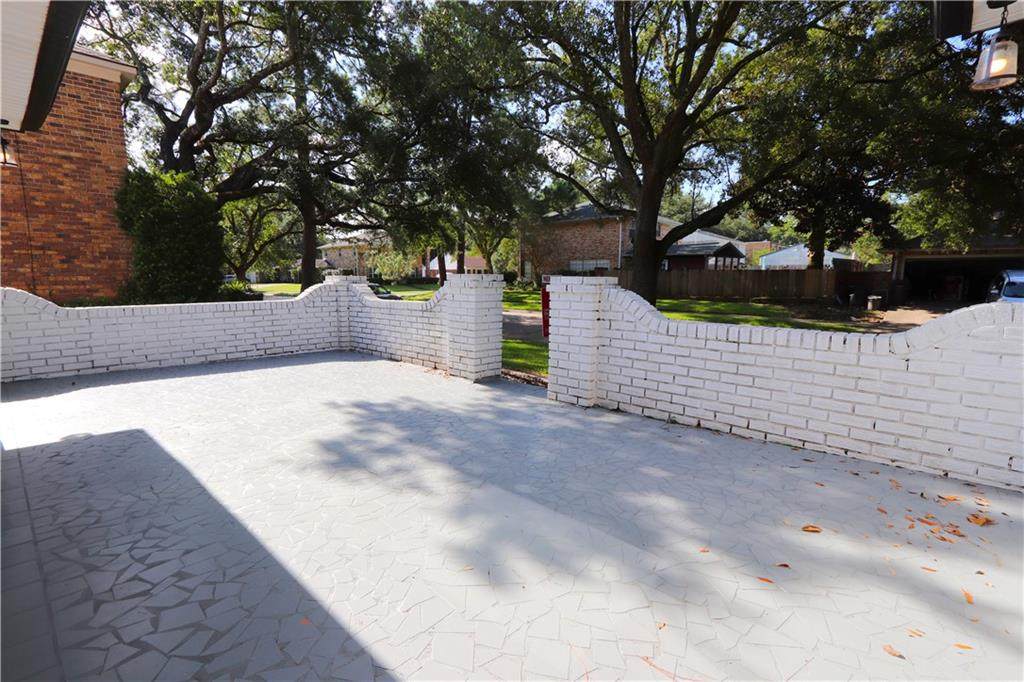 https://bt-photos.global.ssl.fastly.net/neworleans/orig_boomver_2_2543745-2.jpg