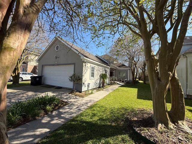 111 East Point Court - Photo 1