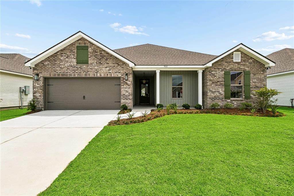 933 Laurel Oaks Drive - Photo 1
