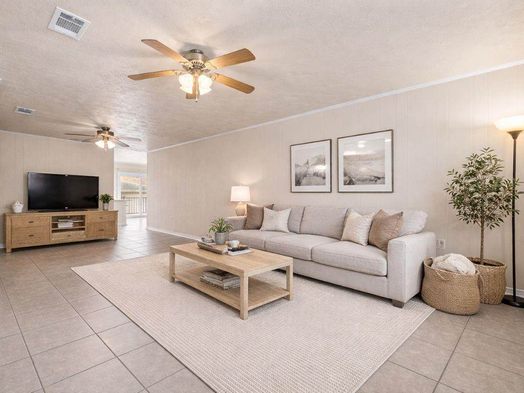 1601 Maplewood Drive - Photo 1