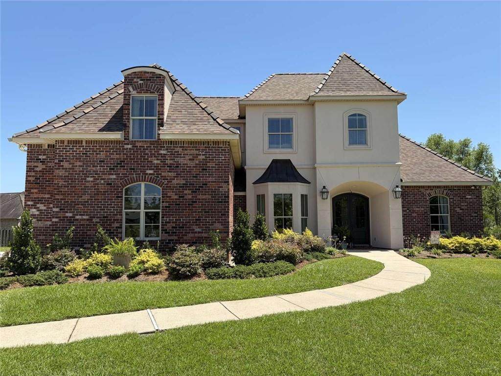 905 Pine Wild Circle - Photo 1