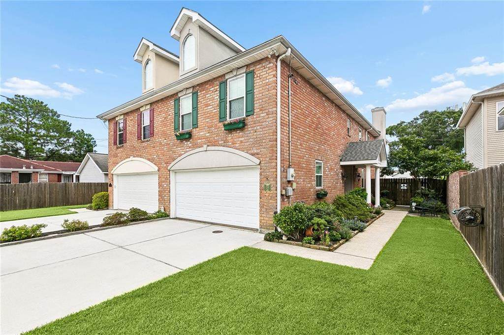 216 Vine Street - Photo 1