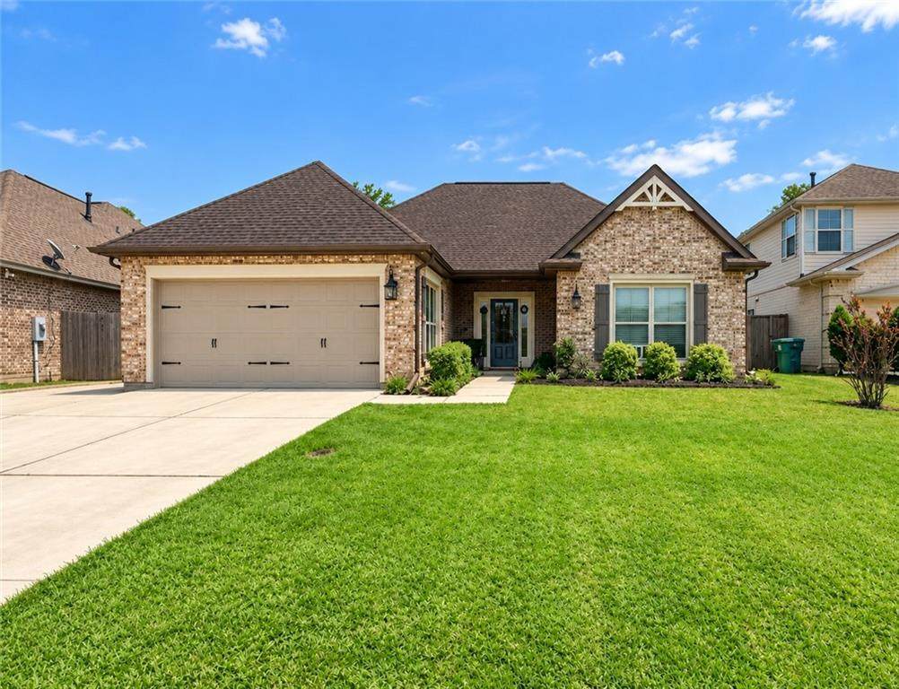 2060 Bonaire Drive - Photo 1