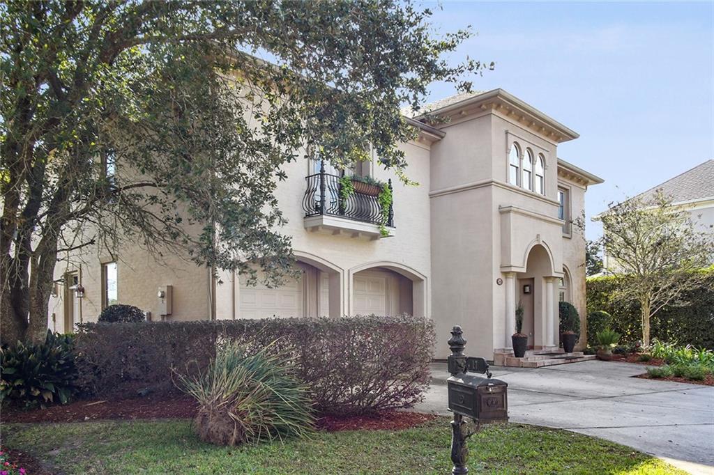 17 Fairway Oaks Drive - Photo 1