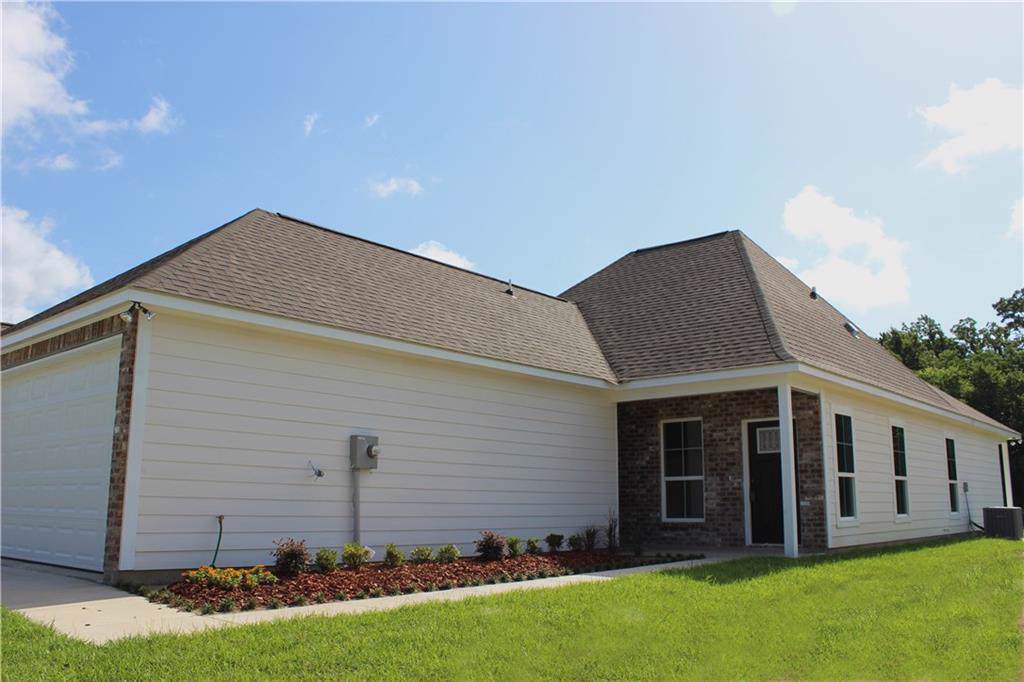 506 Iberville Avenue - Photo 1