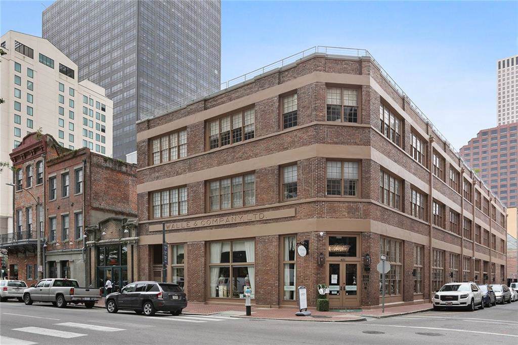 410 Natchez Street - Photo 1