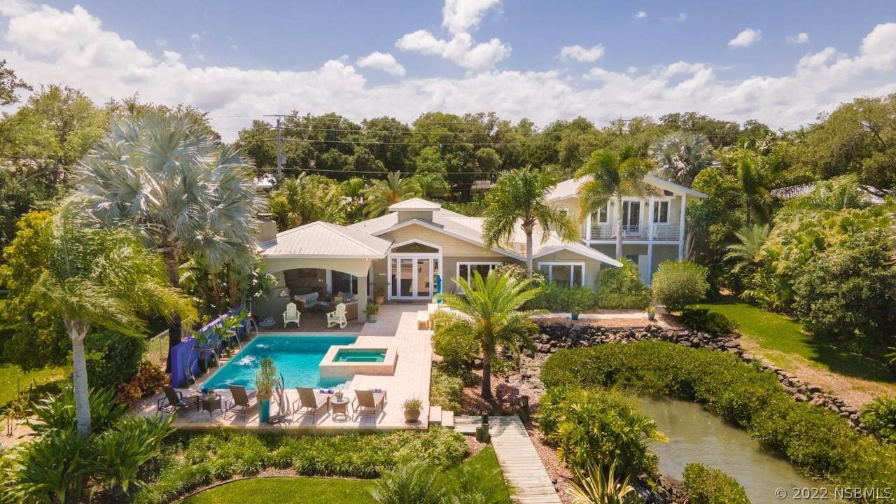 427 Riverside Drive - Photo 1