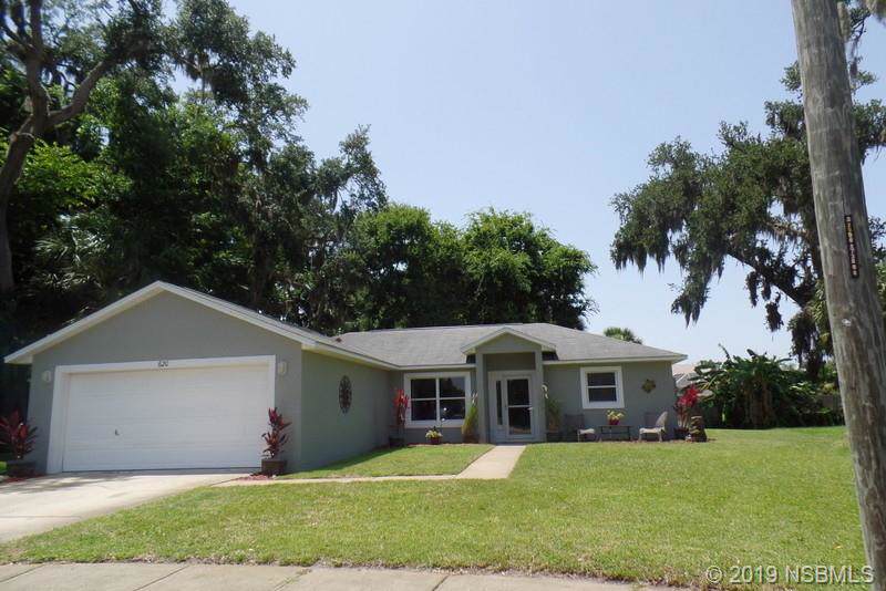 620 Aubrey Lane - Photo 1
