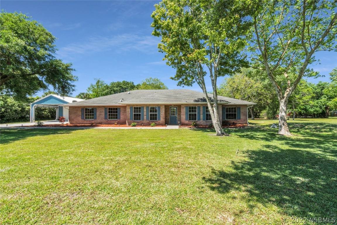 125 Country Circle - Photo 1