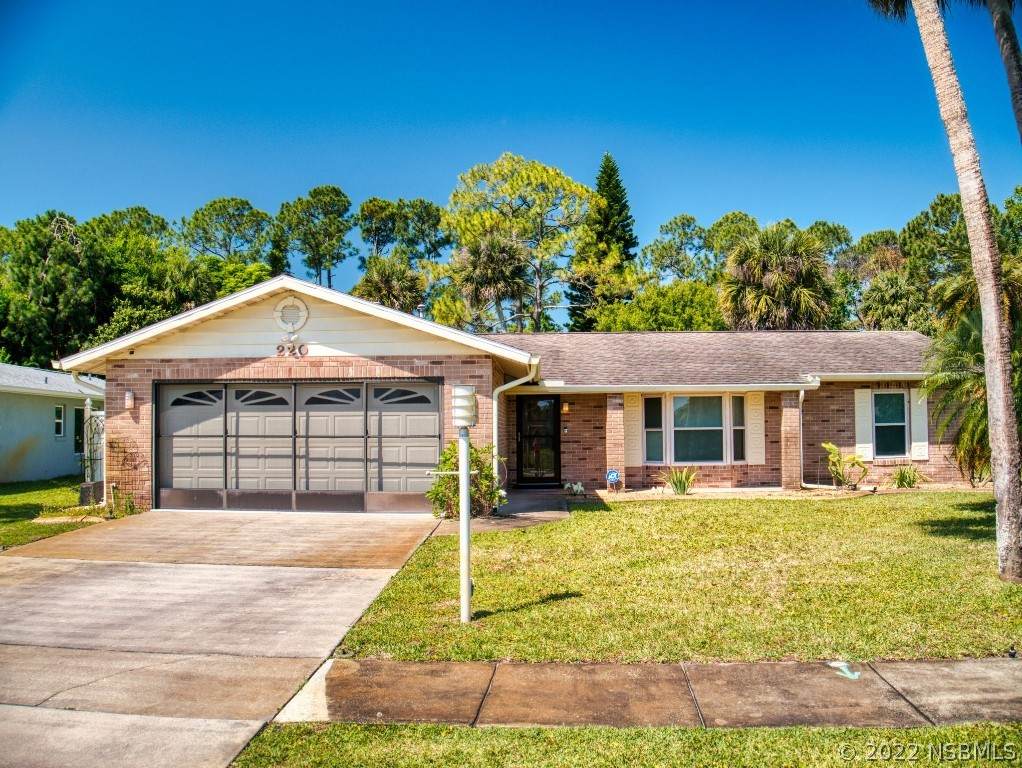 220 Yorktowne Drive - Photo 1