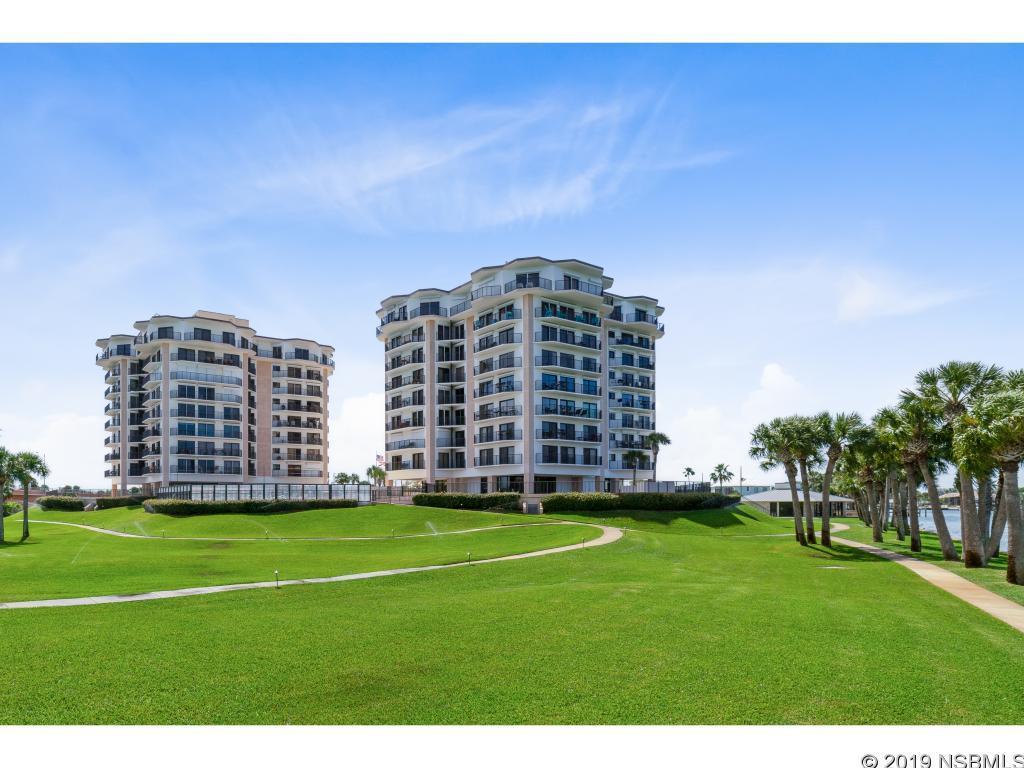 501 Causeway - Photo 1