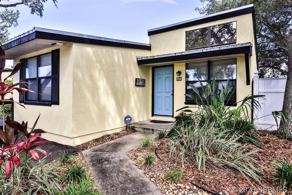 45 Jacaranda Cay Court - Photo 1