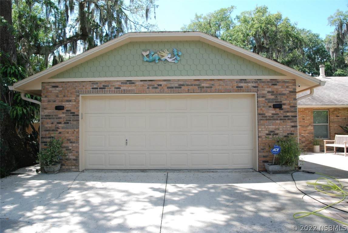 1412 Magnolia Street - Photo 1