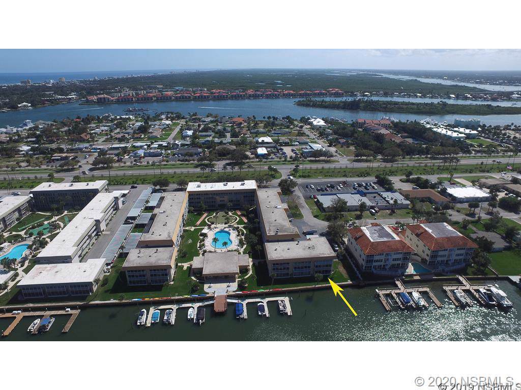 315 Causeway - Photo 1