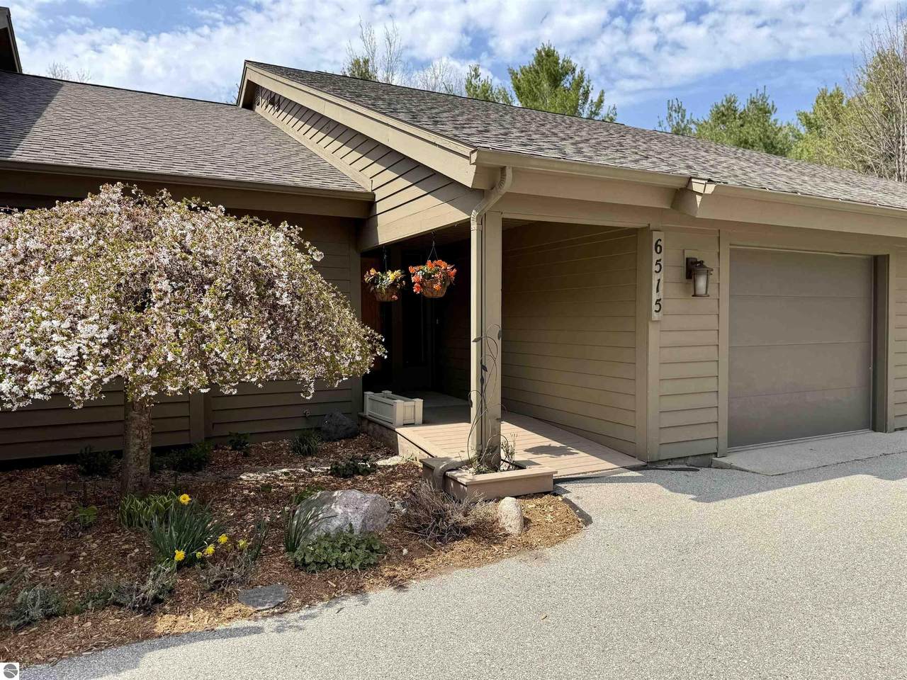 6515 Mission Ridge - Photo 1