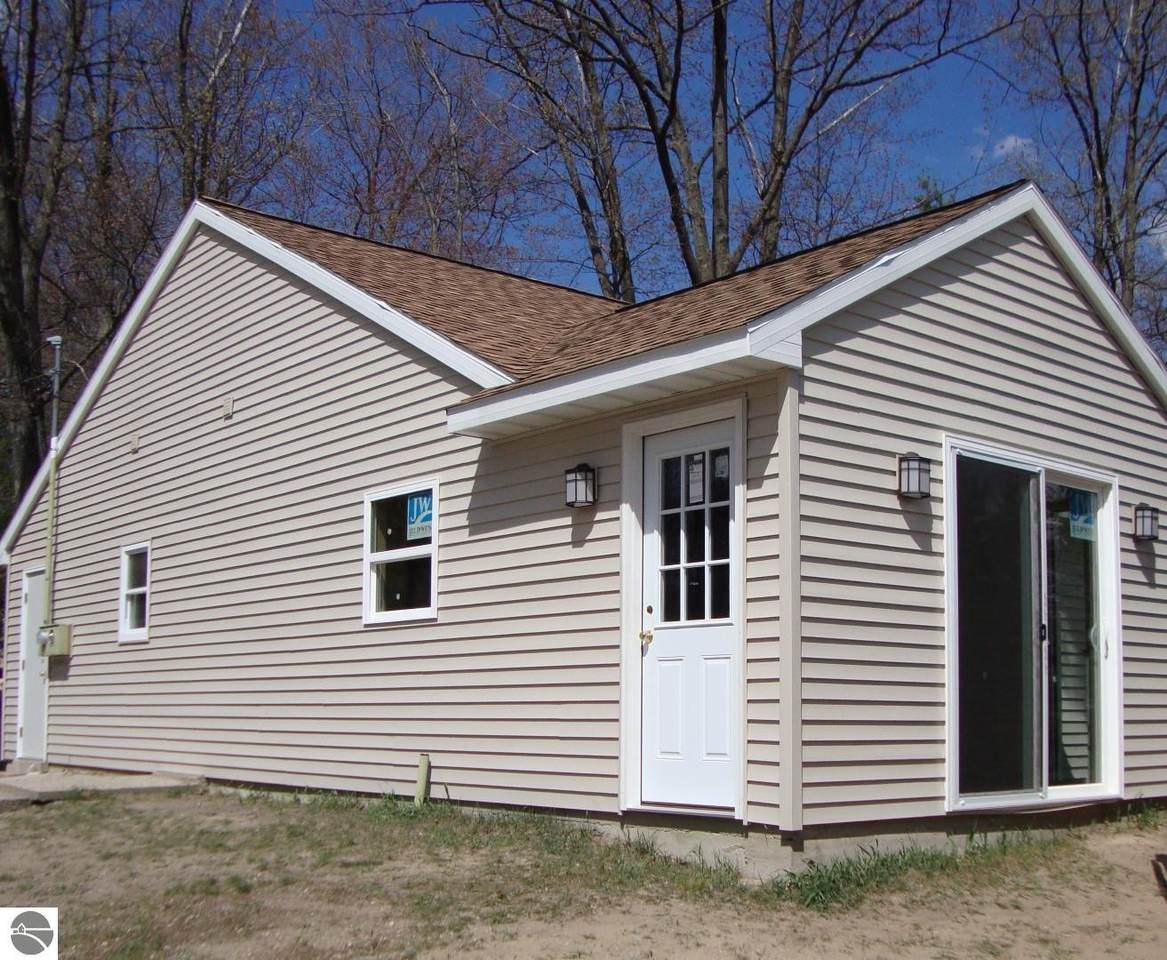 110 15th Street - Photo 1