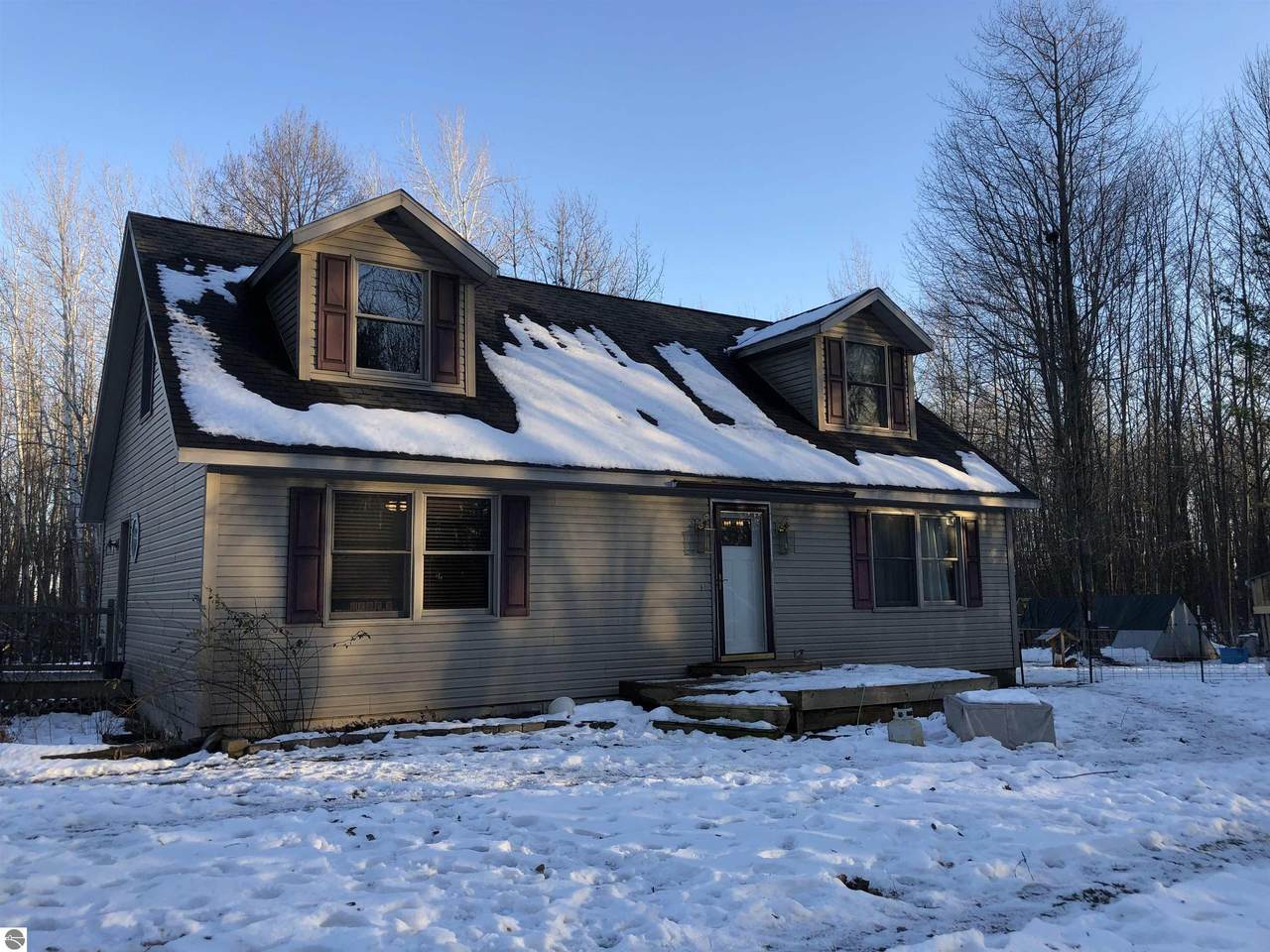 2590 Plainfield Avenue - Photo 1