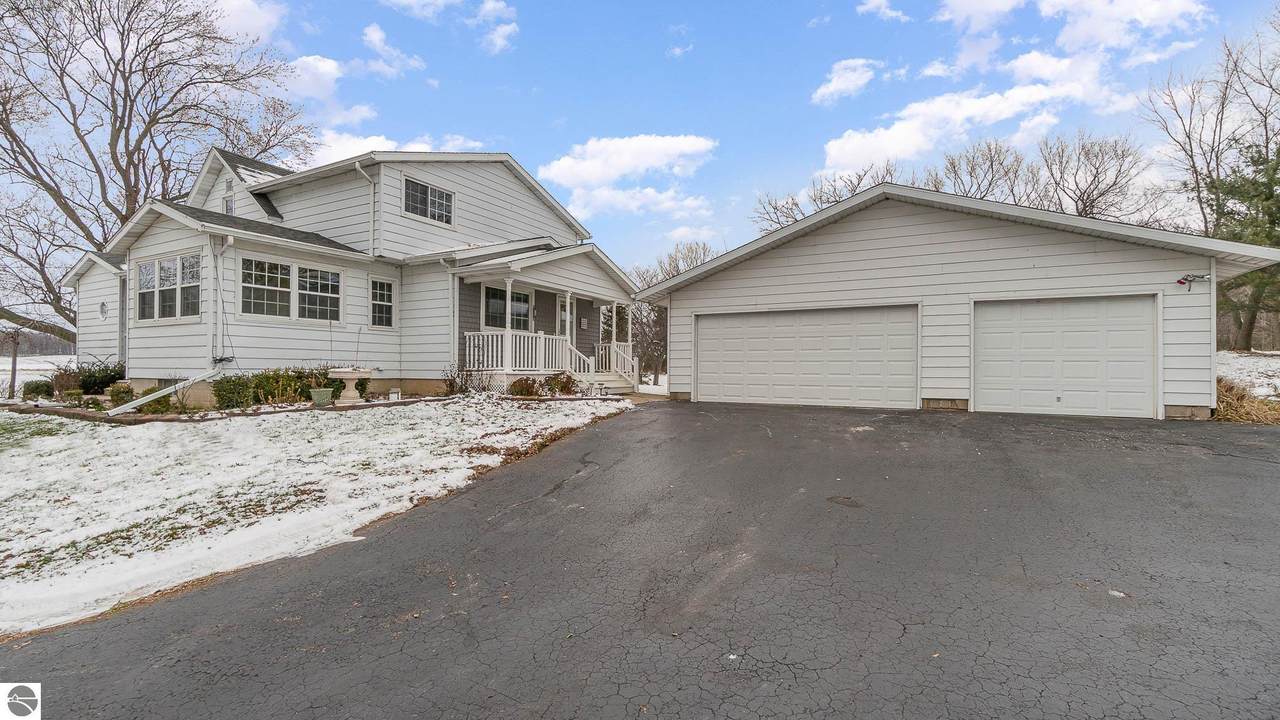 1860 State Road - Photo 1