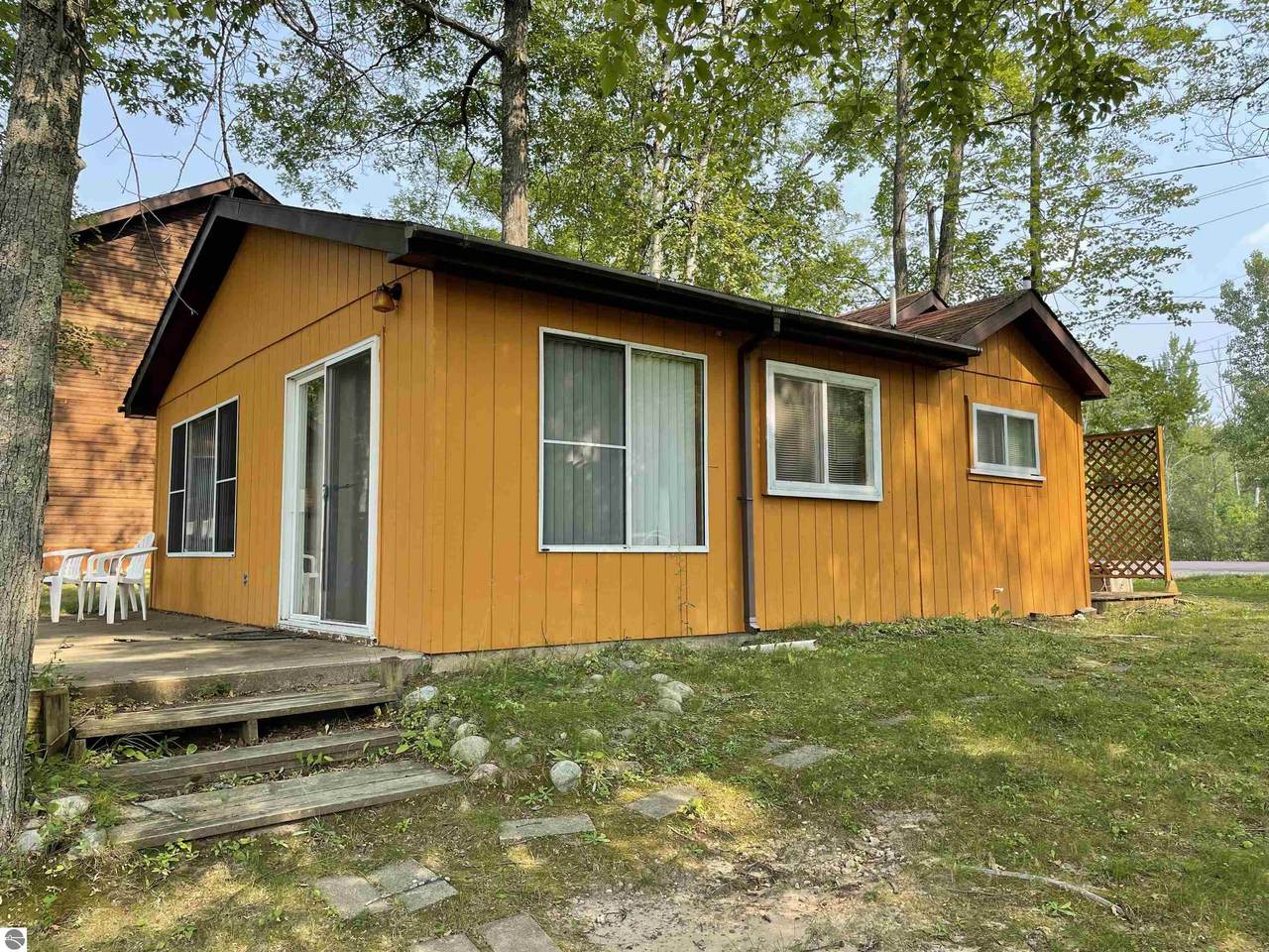 7876 Lakeside Boulevard - Photo 1