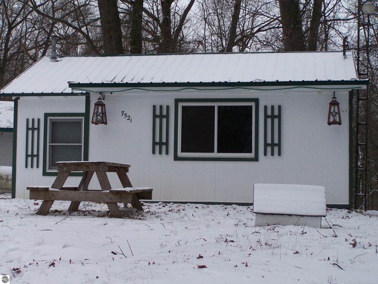 7521 John R Court - Photo 1